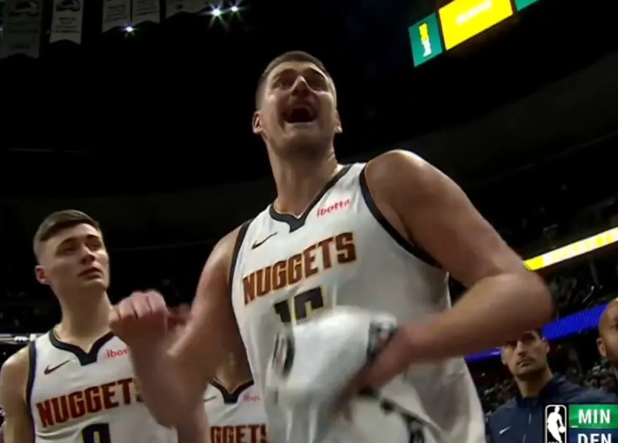 关于德约科维奇遭遇五持续失利，雄鹿教练压力巨大！比赛高潮迭起的信息-爱游戏智能体验