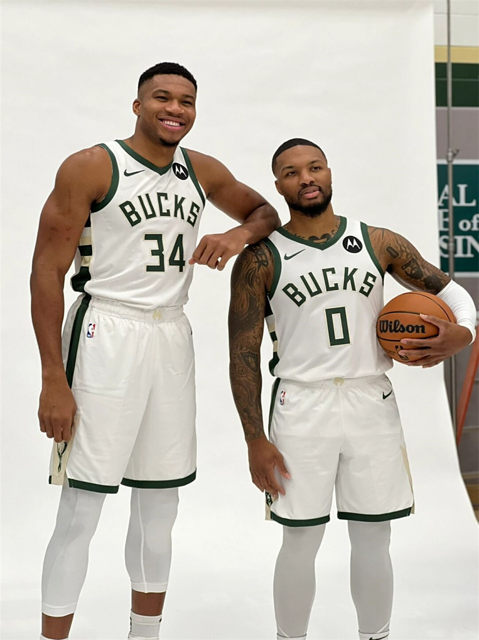 包含欧冠赛程吃紧，密尔沃基雄鹿冲刺阶段刷新队史纪录，更衣室稳定，团队化学反应显著的词条-爱游戏